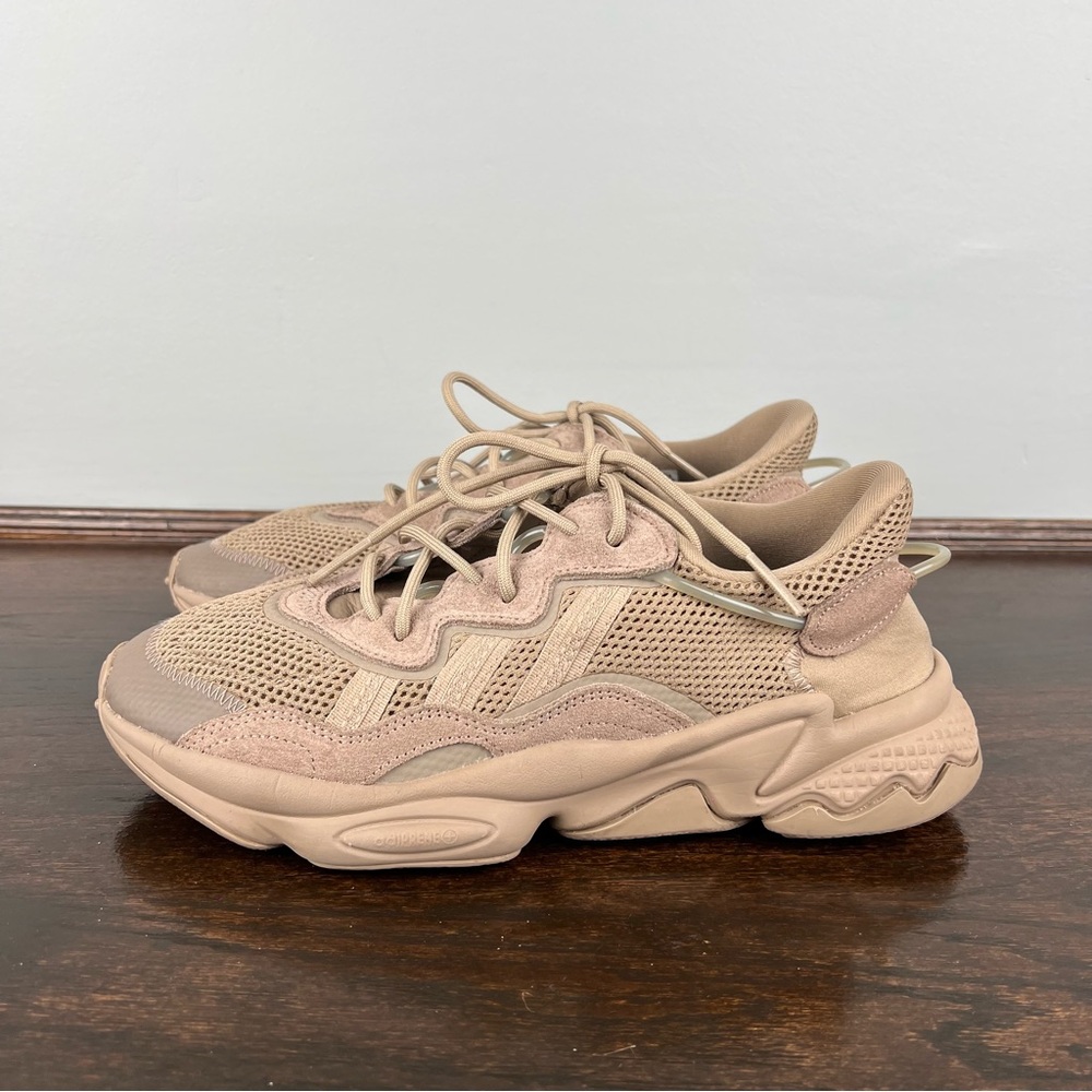 Adidas Ozweego Sneakers Womens Lace Up Casual Shoes Size 9 Brown - Picture 5 of 11
